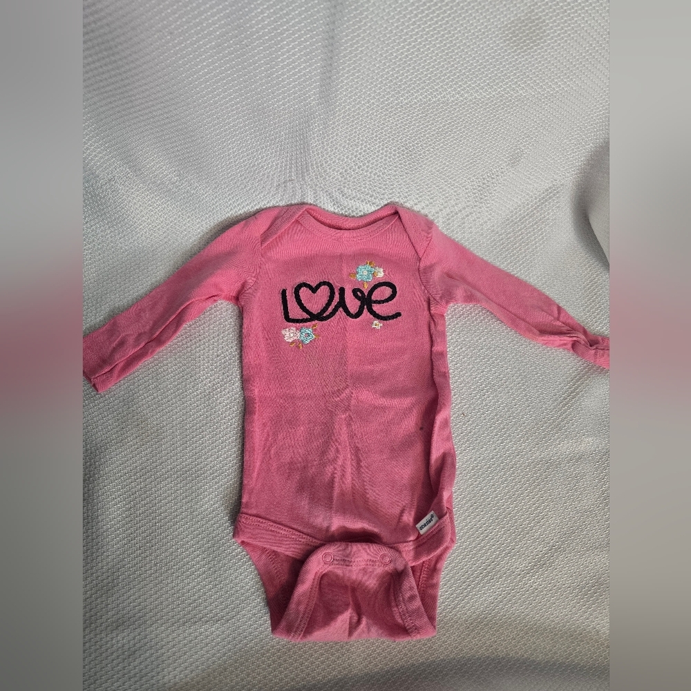🚨3/30% OFF🚨 Gerber Long Sleeve Onesie